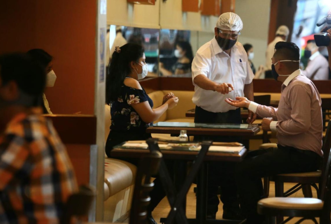 Amplían vigencia de tasa especial del IGV para las Mypes cuya actividad principal sea restaurantes, hoteles, alojamientos turísticos y servicios afines.